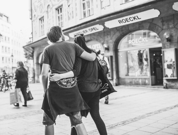 The Purpose of a Girl Going on Vacation with Her Boyfriend