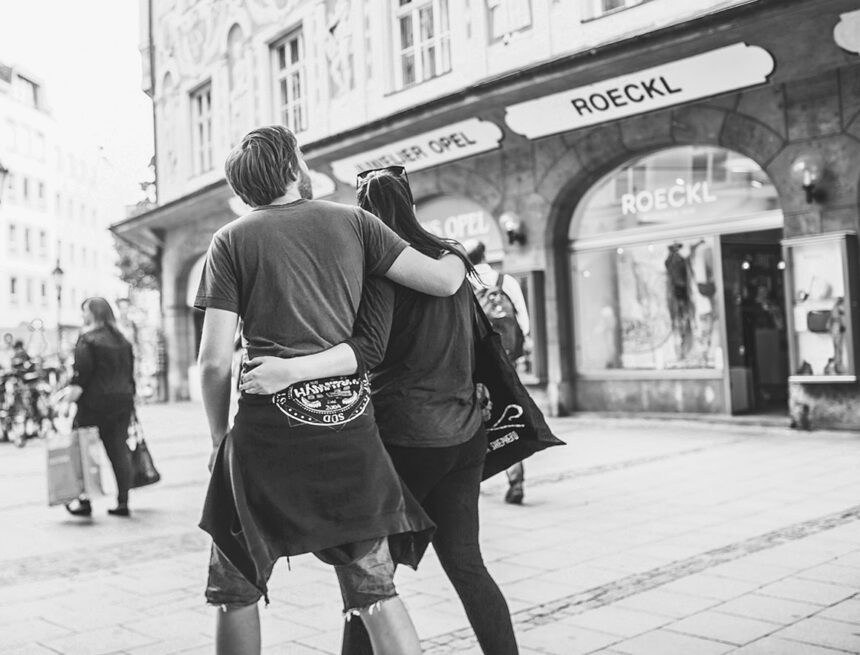 The Purpose of a Girl Going on Vacation with Her Boyfriend